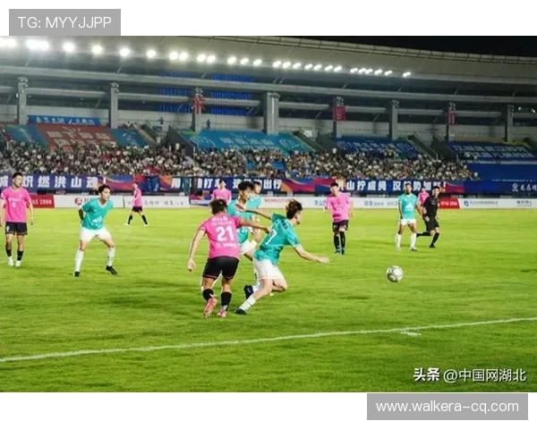 武汉超级足球明星精彩瞬间回放视频带你重温激情赛场的辉煌时刻 武汉超级足球明星精彩瞬间回放视频带你重温激情赛场的辉煌时刻