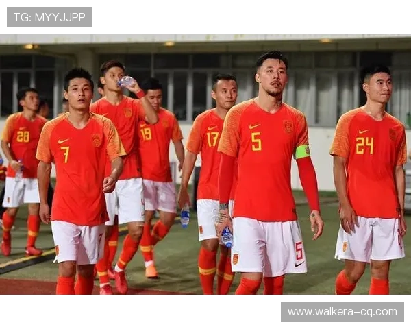 武汉足球队中路突破的优势与不足分析探讨