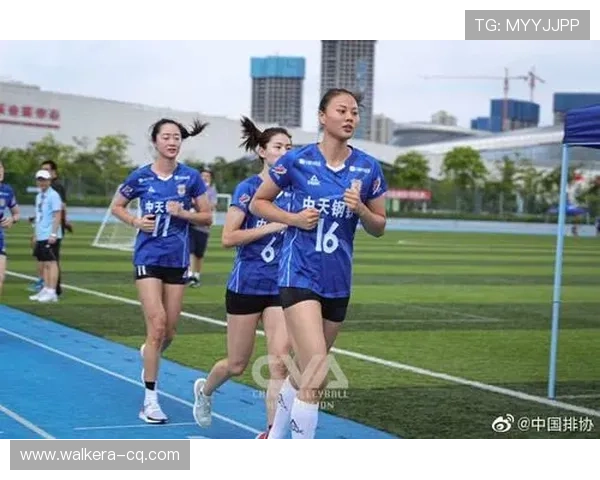 广州排球队耐力提升之路与训练策略深度分析 广州排球队耐力提升之路与训练策略深度分析