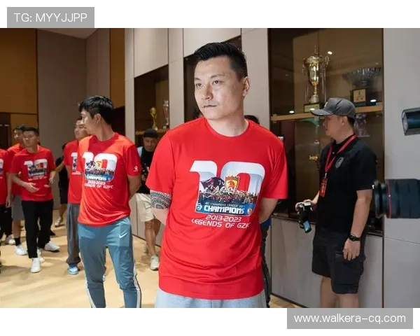 广州足球队在最新足球状态排行榜中荣登第五名展现强劲实力